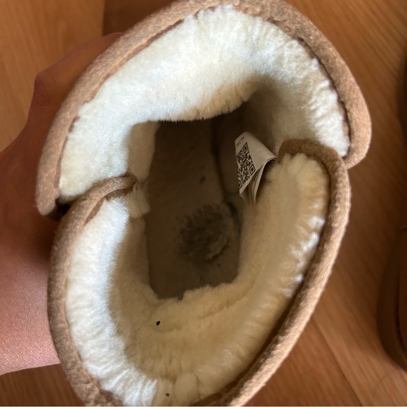 UGG Kristin Wedge Classic Suede Booties Women’s 10 - Picture 6 of 10